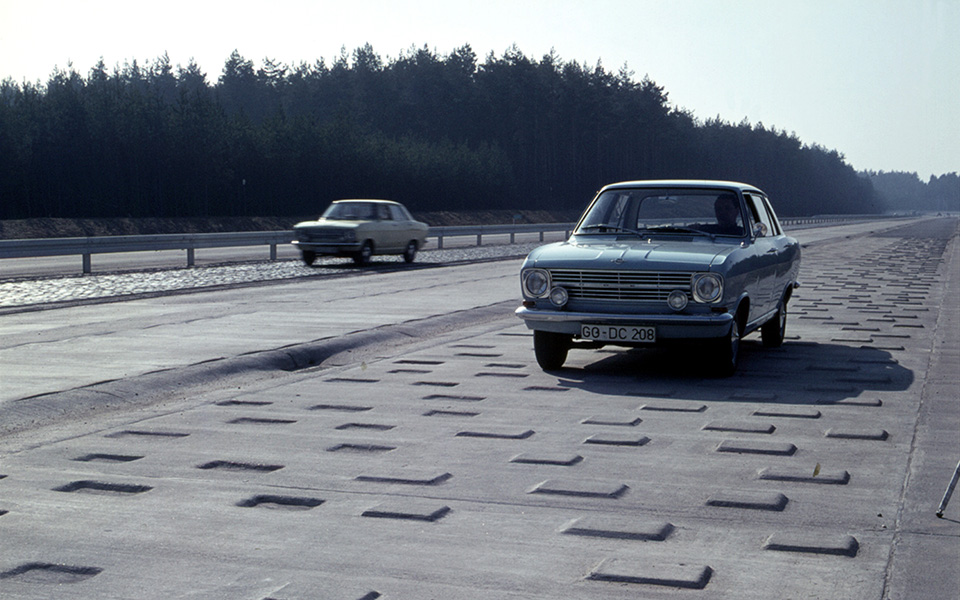 50-χρόνια-dudenhofen-η-ιστορία-του-κέντρου-δοκιμώ-2142660