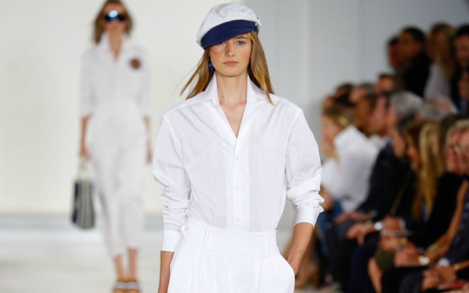 καλοκαιρινά-trends-total-white-look-2142105