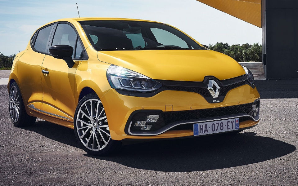 renault-clio-rs-προσδεθείτε-2141839