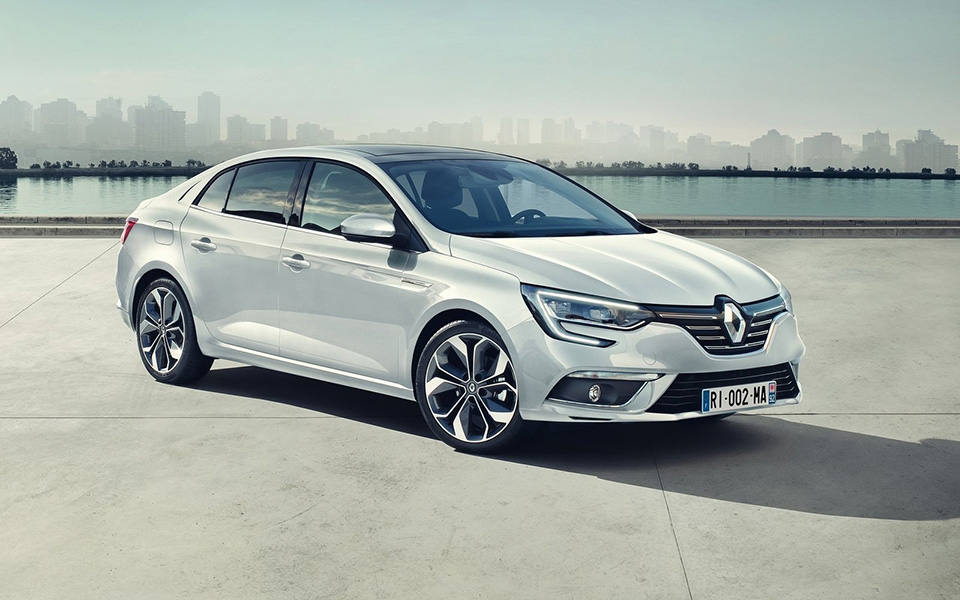 νέο-renault-megane-sedan-εντυπωσιακό-2142282