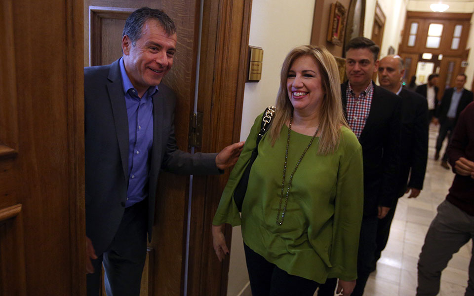 αντεπίθεση-από-πασοκ-και-ποτάμι-2142455