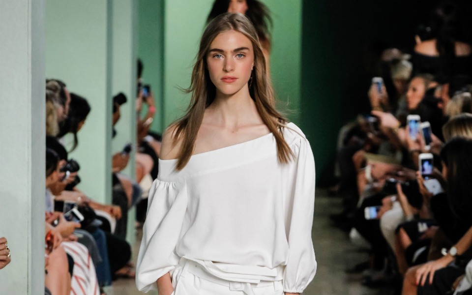 fashion-trends-έξωμα-tops-2142103