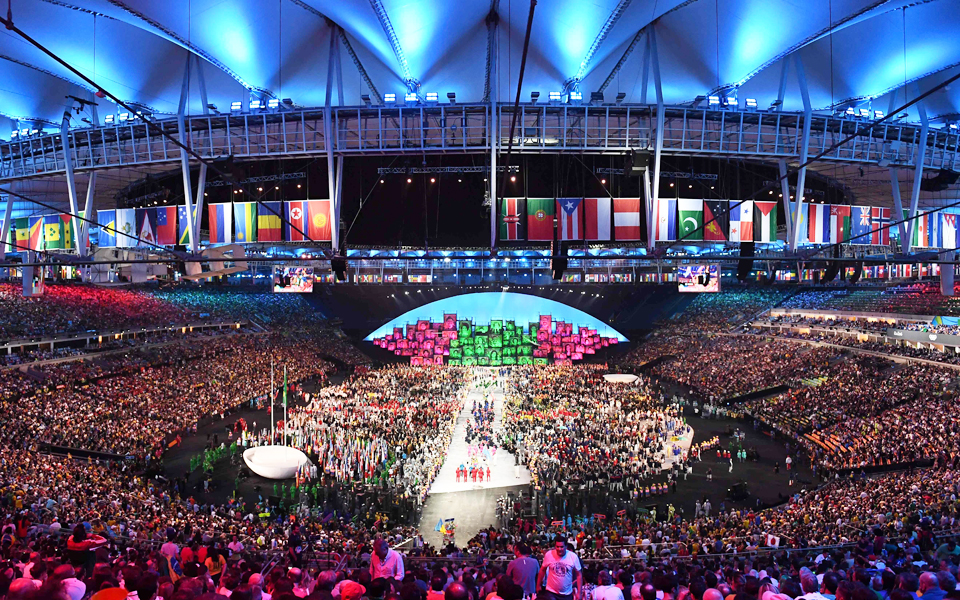 λιτή-και-με-μηνύματα-για-το-περιβάλλον-2145680