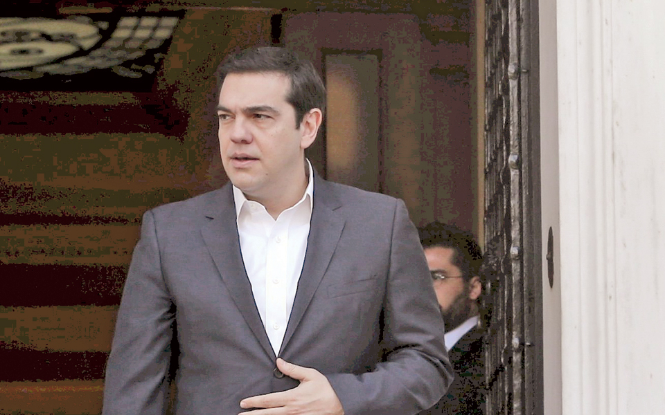 σε-πρώτο-πλάνο-η-δεθ-και-στο-βάθος-το-κ-2146578