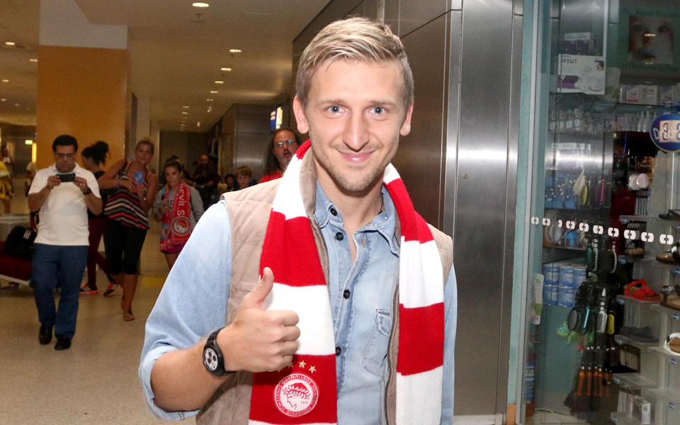 ενίσχυση-με-μαρίν-για-τον-ολυμπιακό-2147508