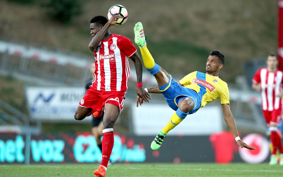 μαρίν-οσο-πιο-μακριά-γίνεται-στο-γιουρ-2147668