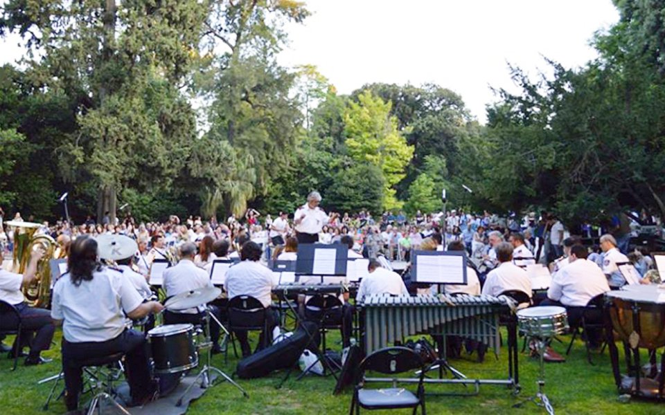 ωραία-μουσική-μέσα-στα-ξέφωτα-του-εθνι-2147852