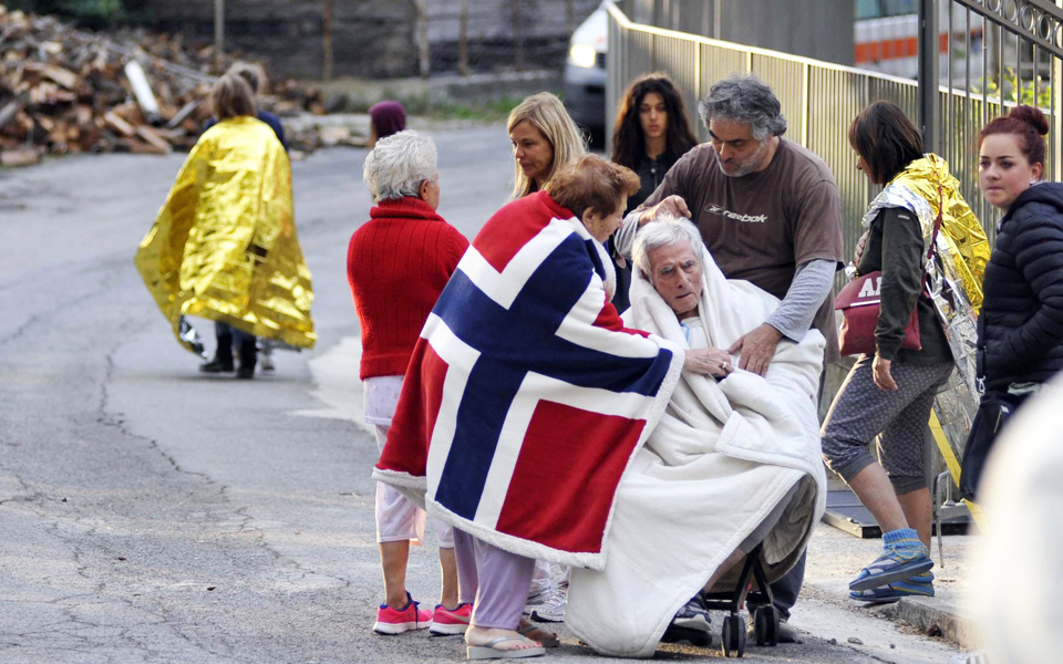 προσφορά-βοήθειας-από-γερμανία-γαλλί-2147798