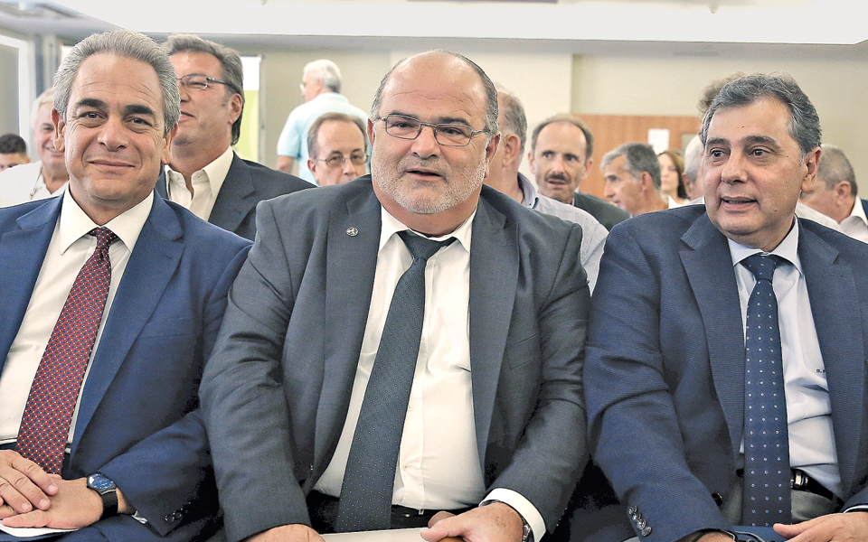 δεν-το-κουνάνε-με-τίποτε-2148451