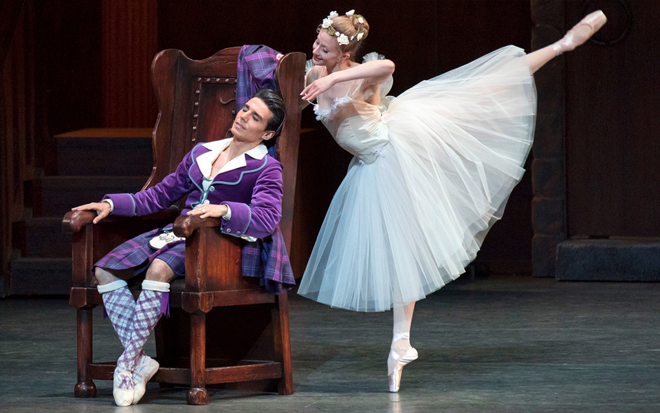 ασκηση-εξωτερικής-πολιτικής-μέσω-μπ-2147874