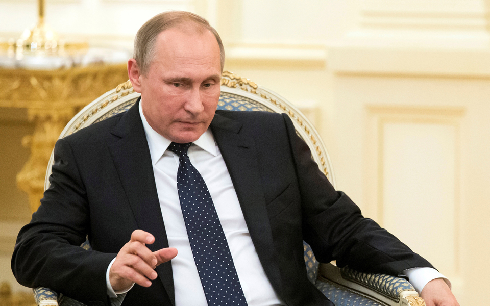 στην-κριμαία-ο-πούτιν-εν-μέσω-εντάσεων-2147151