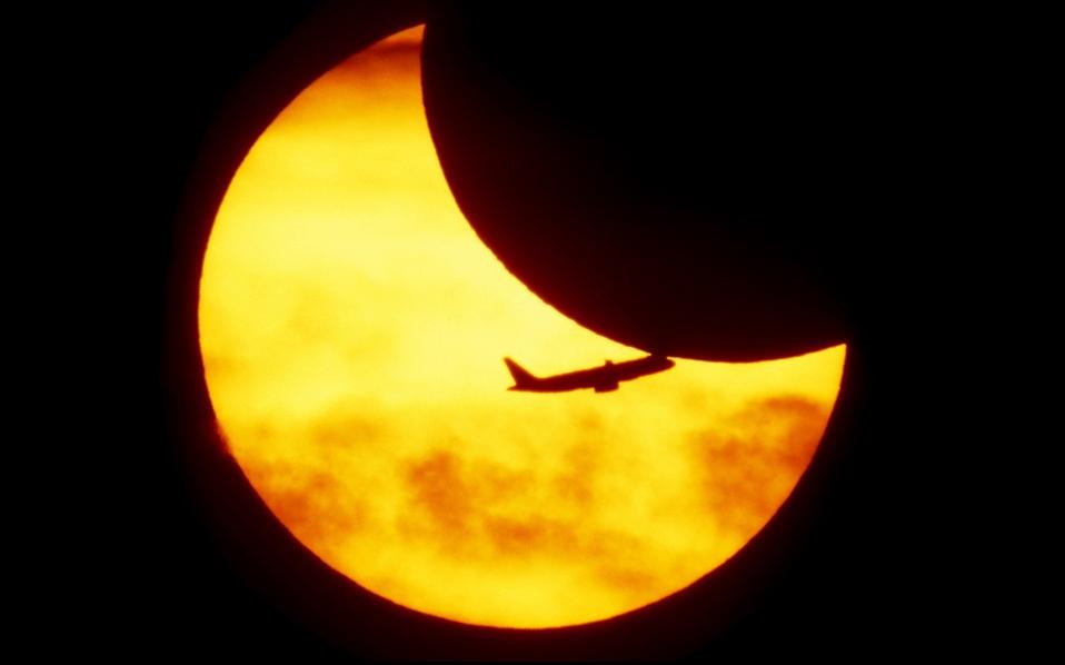 startuppers-αναζητούν-πόρους-στη-σελήνη-2145295