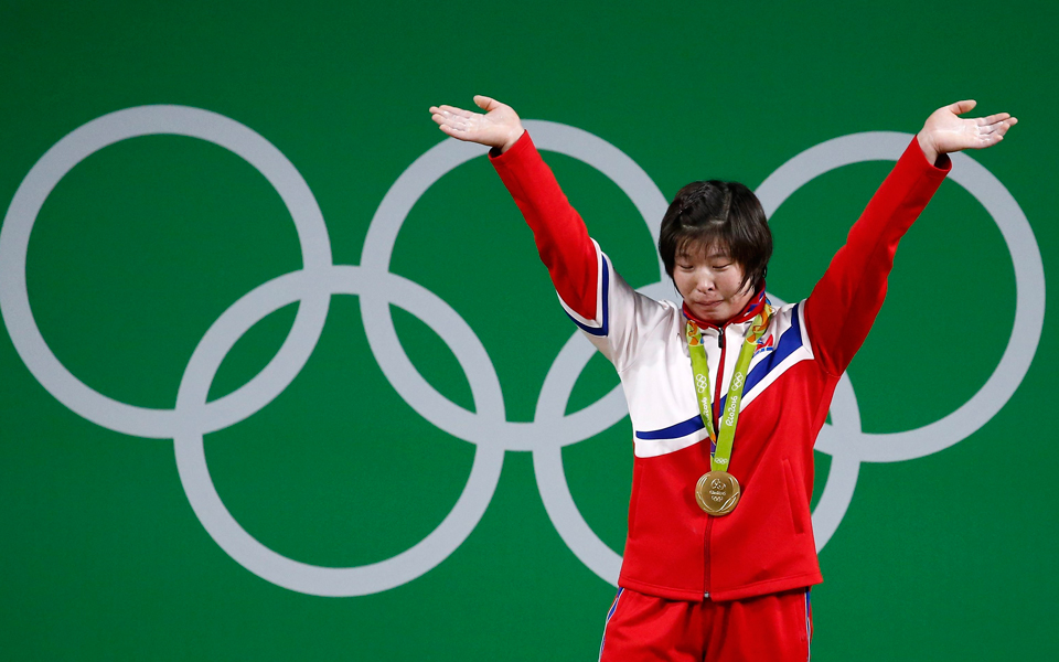 αφιερωμένο-στον-κιμ-γιονγκ-ουν-2146654