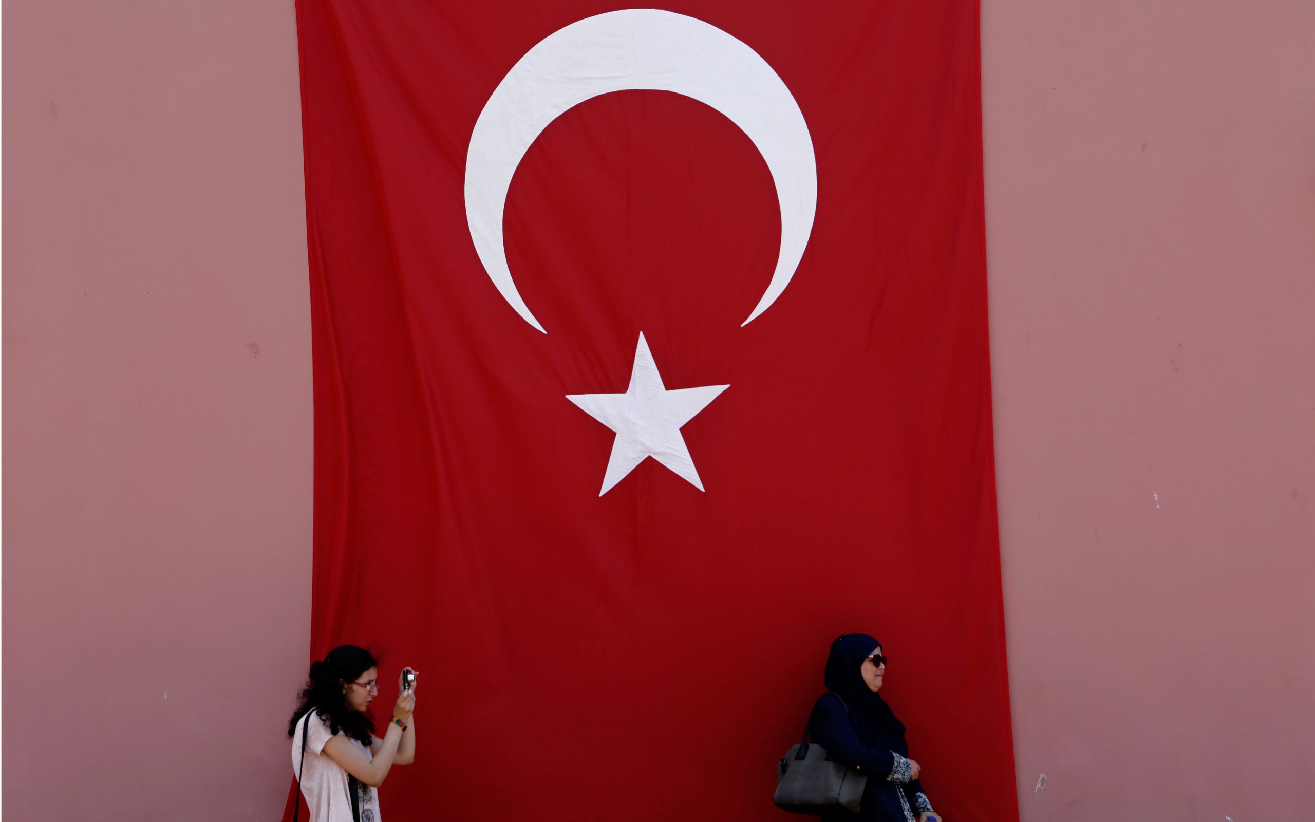 περίοδος-ασάφειας-στις-σχέσεις-με-την-2146594