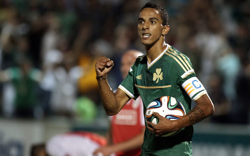 ανανέωση-επιβράβευση-για-ζέκα-από-τον-2146211