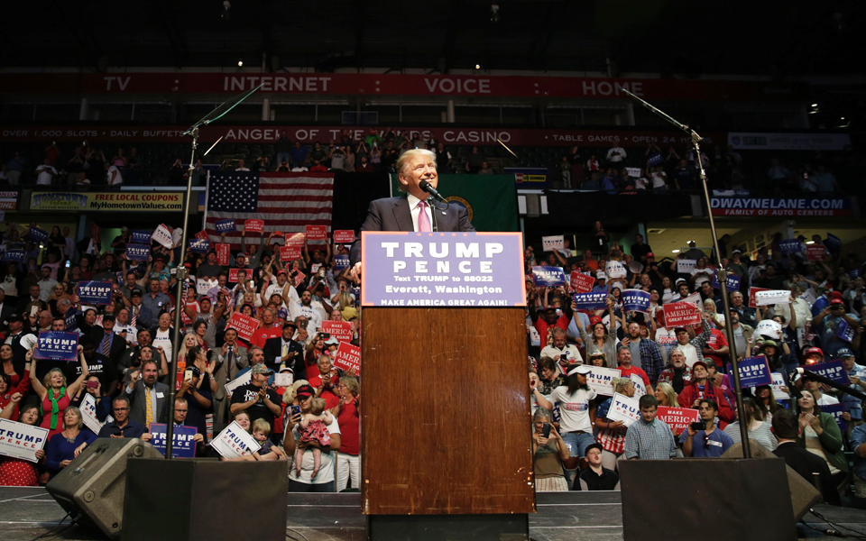 με-θερμή-υποδοχή-ο-τραμπ-στο-μεξικό-2148665