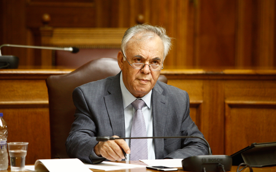 δραγασάκης-υπέρ-φρένου-χρέους-2150573