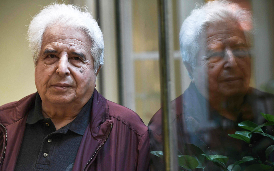 σκληρή-κριτική-φριντλάντερ-κατά-τραμ-2152328