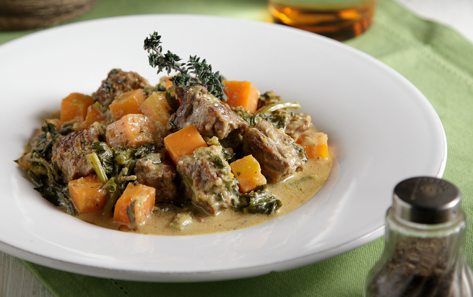 μοσχάρι-λεμονάτο-με-σέλινο-και-καρότα-2151635