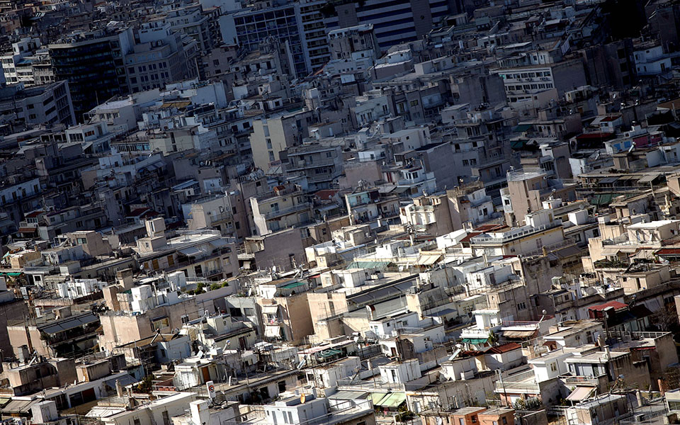 η-κρίση-έκοψε-ένα-υπνοδωμάτιο-2151467