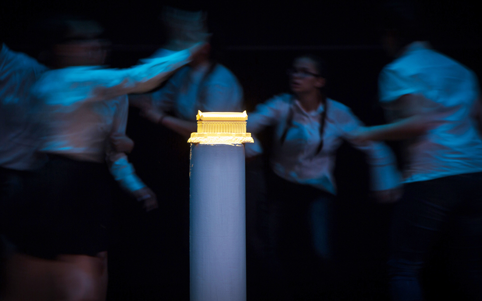 το-δράμι-το-δράμα-και-το-δρώμενο-2153160