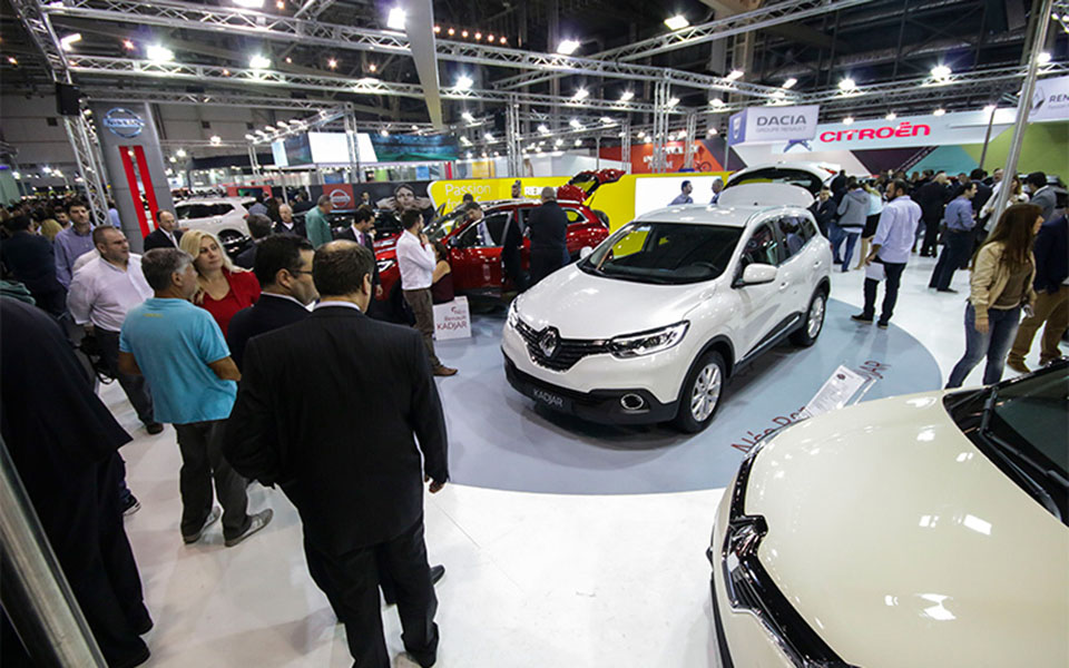 αυτοκινηση-2016-από-το-παρίσι-στην-αθήνα-2150350