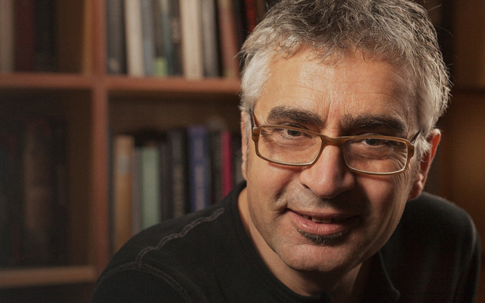 καμιά-φορά-ονειρεύομαι-στα-ελληνικά-2153358