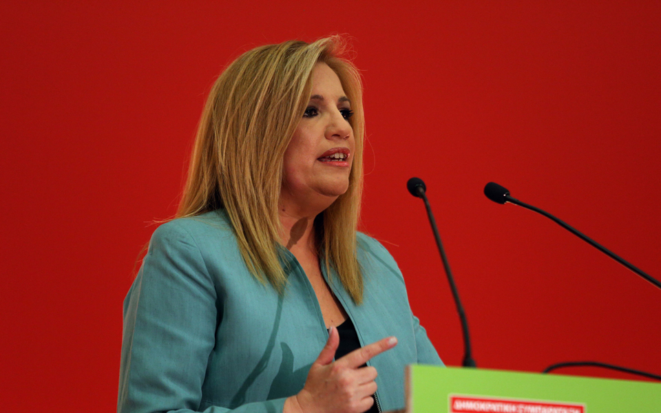 νέες-αιχμές-γεννηματά-κατά-θεοδωράκη-2149780