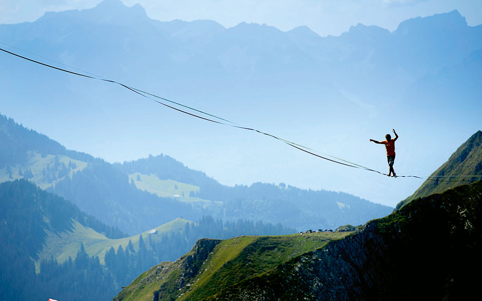 σε-τεντωμένο-σχοινί-2151660
