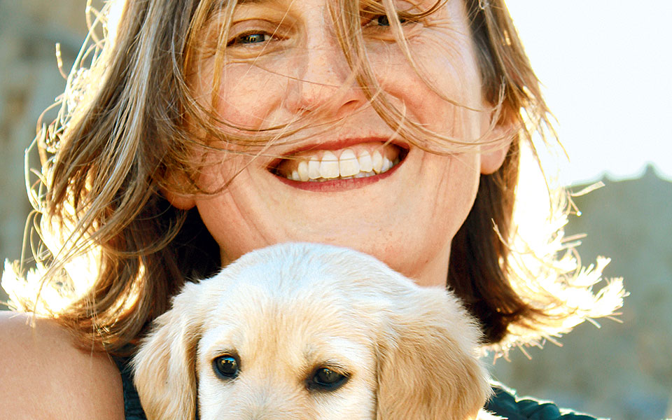 τζένιφερ-μπάρκλεϊ-συγγραφέας-και-αρθ-2149252