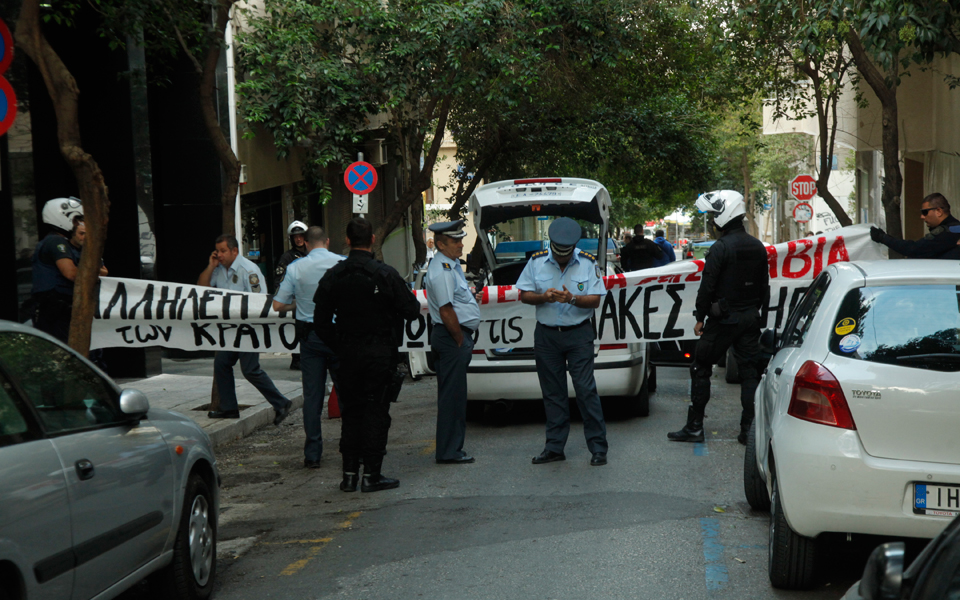 από-το-περιβάλλον-του-ν-μαζιώτη-οι-κατα-2152661
