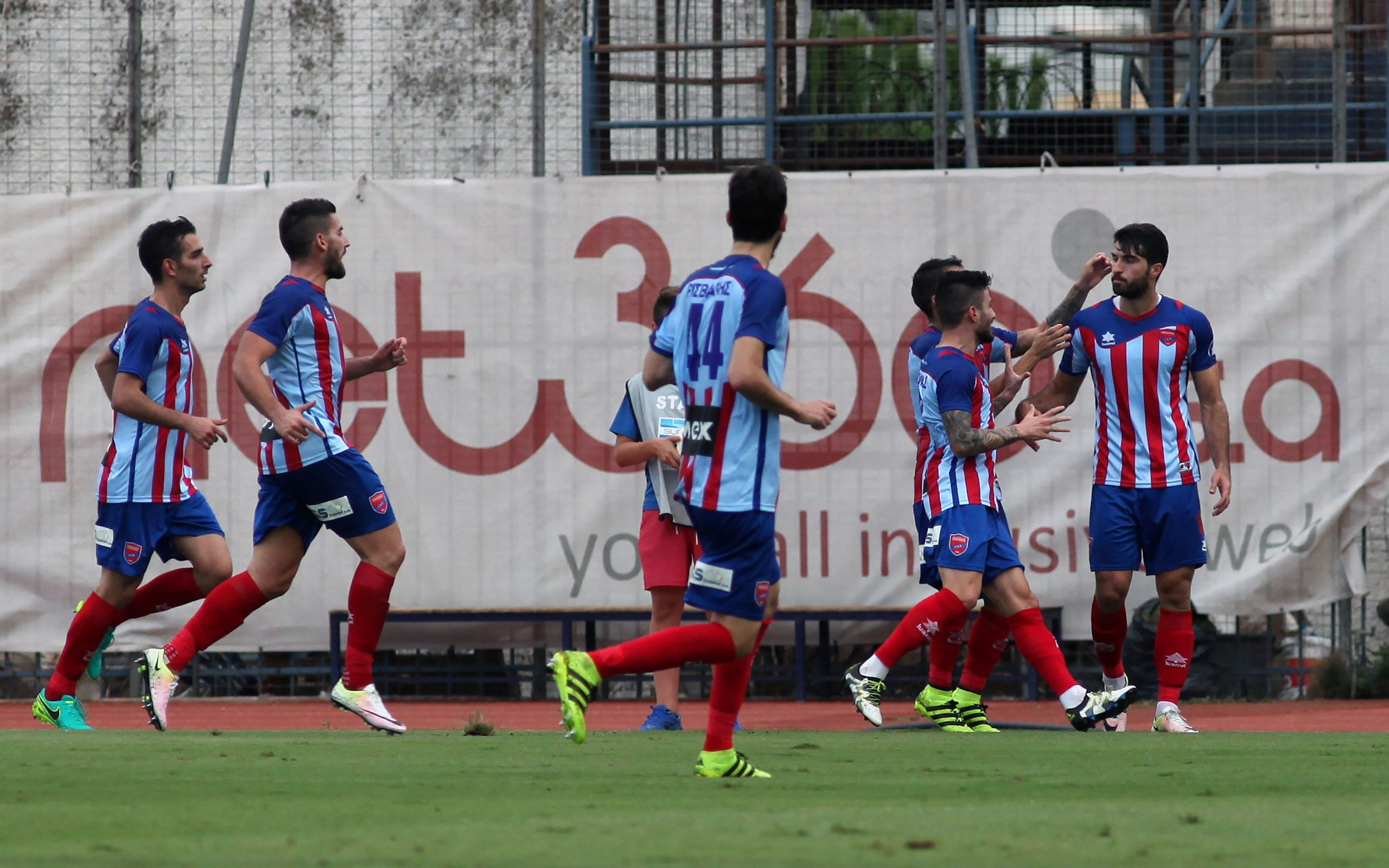 χωρίς-αντιπάλους-2150457