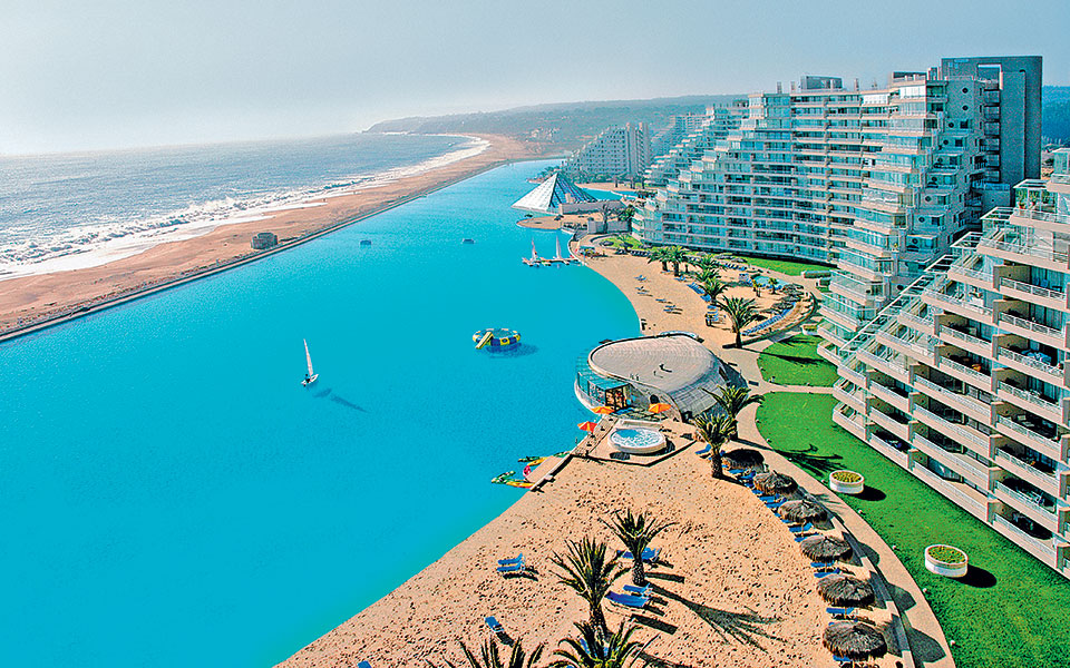 πισίνες-ονειρικών-διαστάσεων-2151128