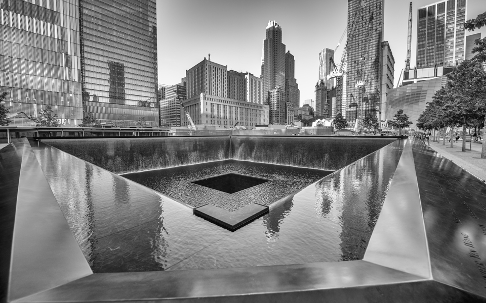 η-σφραγίδα-της-11ης-9-στη-λογοτεχνία-2149885