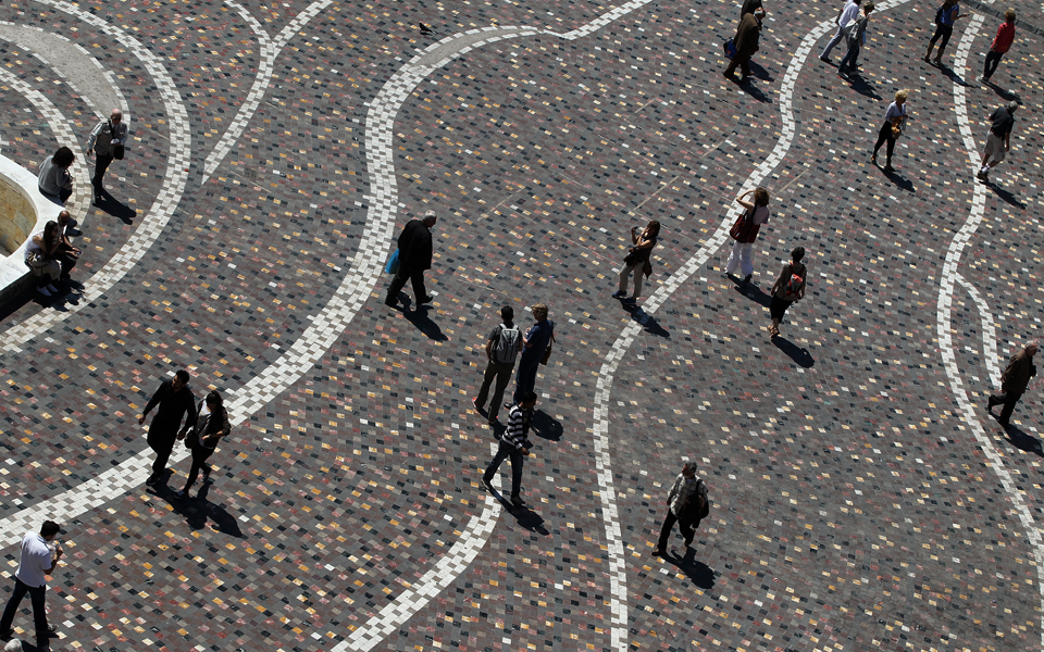 η-μουσική-στ-αυτιά-ενός-ταξιδιώτη-το-2148951
