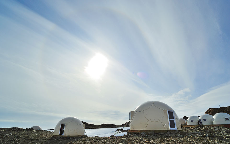 ταξίδι-στο-πιο-απομακρυσμένο-ξενοδοχ-2150893