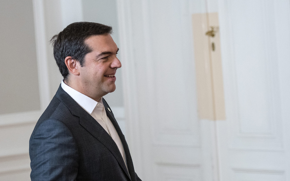 θερμό-φθινόπωρο-με-πολλαπλά-μέτωπα-2152485