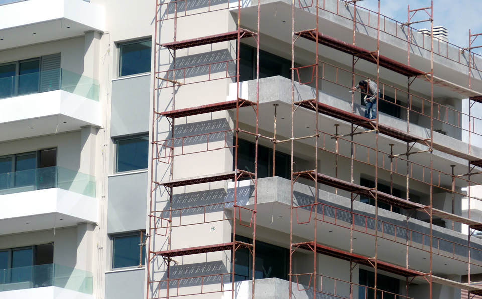 από-καταφύγιο-έγινε-βάρος-η-κατοχή-ακί-2153538