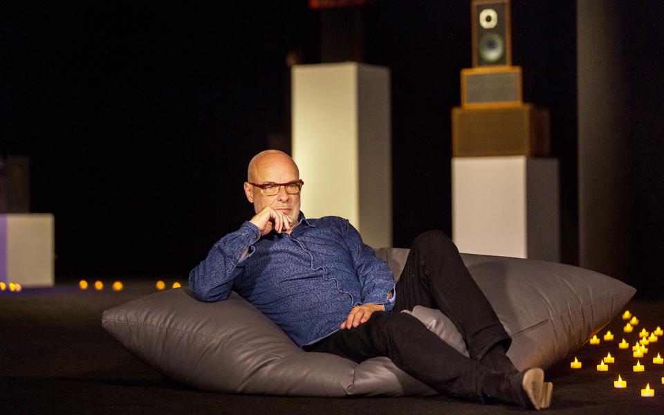 ολοι-εμείς-είμαστε-πάνω-στο-καράβι-2153882