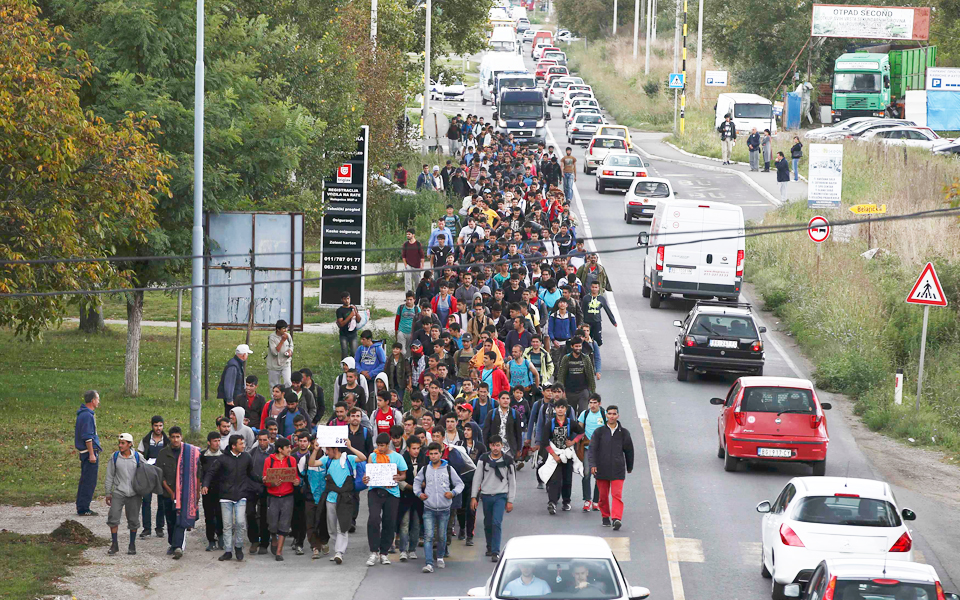 200-χλμ-προς-τα-σύνορα-πεζή-2154078