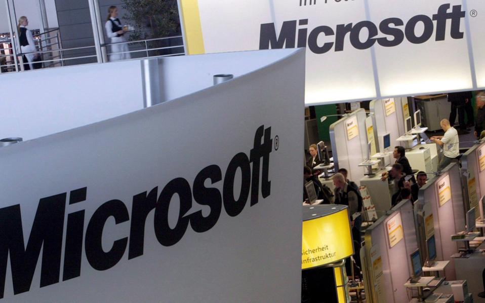 η-microsoft-ανέπτυξε-μια-οθόνη-που-τροφοδοτεί-2156867