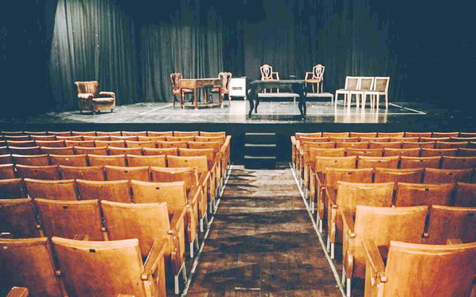 το-θέατρο-αμαλία-σηκώνει-ξανά-αυλαί-2154242