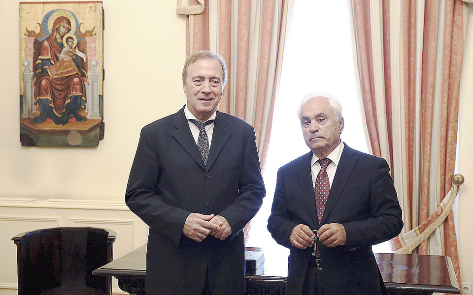 tιμή-στους-αρχαιολόγους-καθηγητές-πέτ-2155505