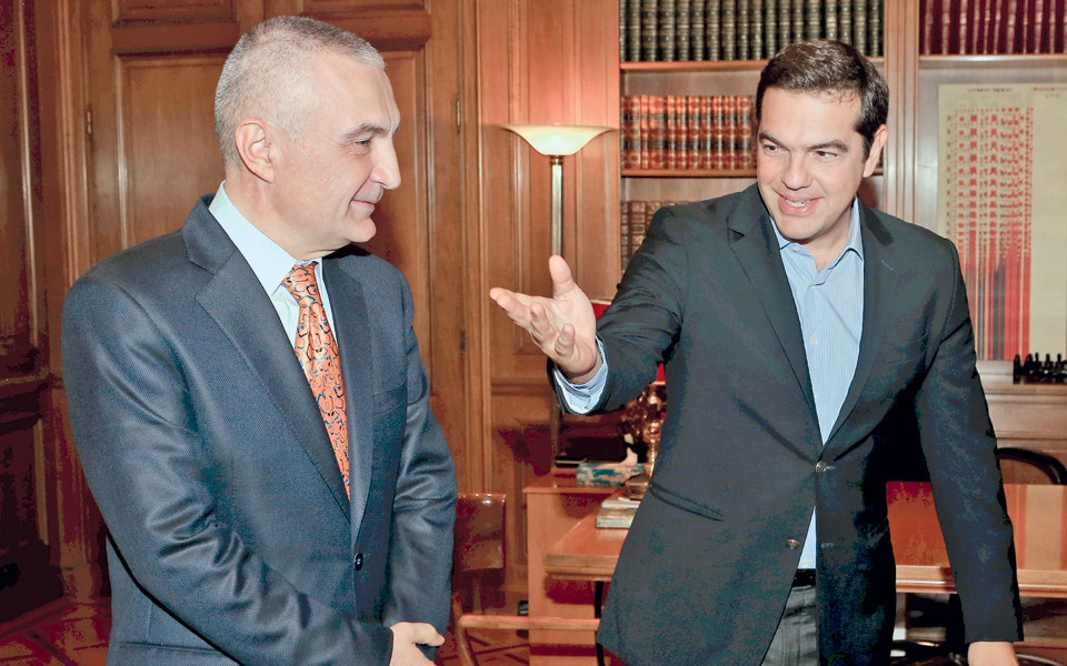 ανοίγματα-από-τσίπρα-μέσω-συνεδρίου-2155423