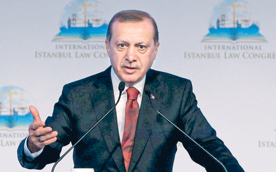 ο-ερντογάν-νοσταλγεί-την-οθωμανική-2156172