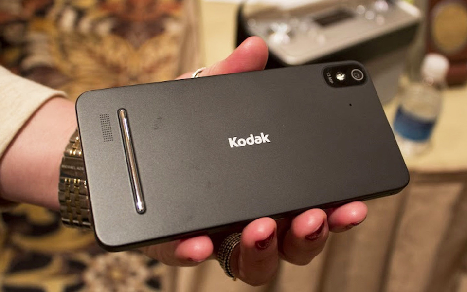 εξυπνο-κινητό-τηλέφωνο-και-από-την-kodak-2156863
