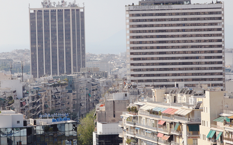 χωρίς-τέλος-τα-φορολογικά-βάρη-στην-ελ-2157060