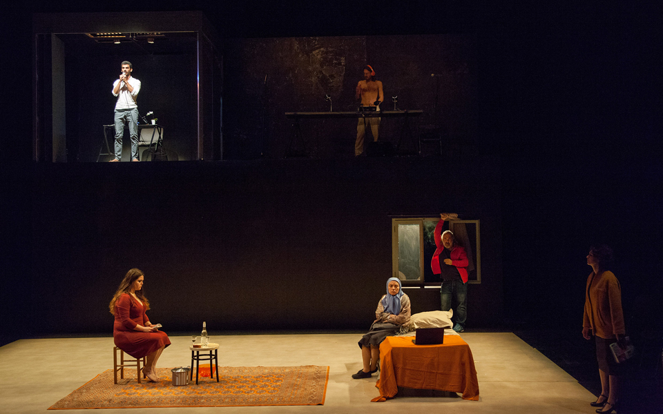 οι-απώλειες-και-τα-όνειρα-μιας-χαμένη-2156864