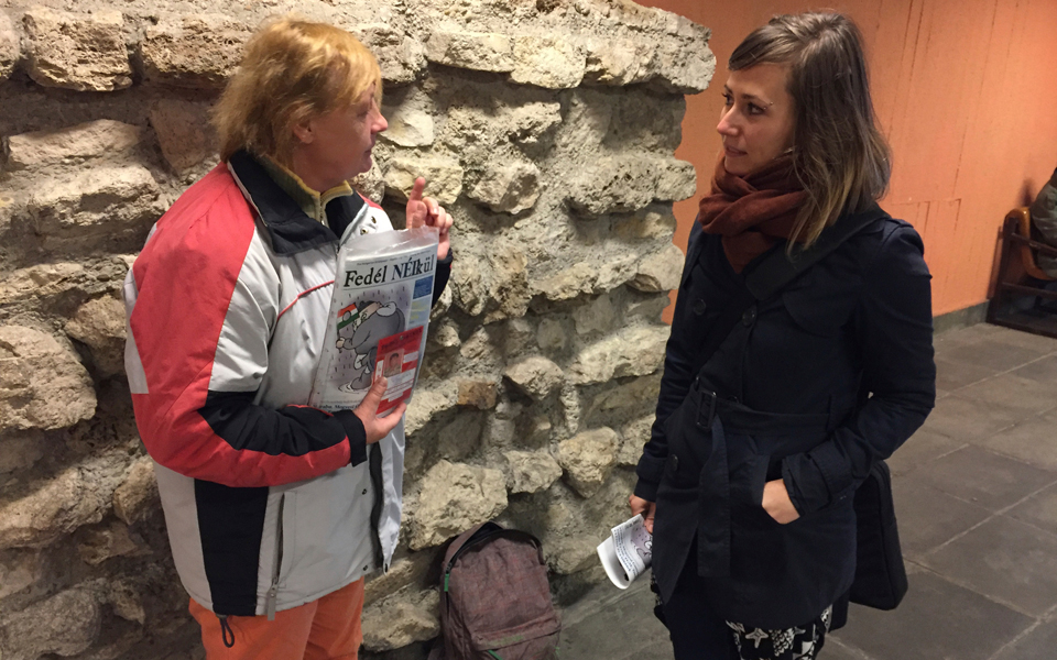 στέγη-στην-ουγγρική-εφημερίδα-αστέ-2156821