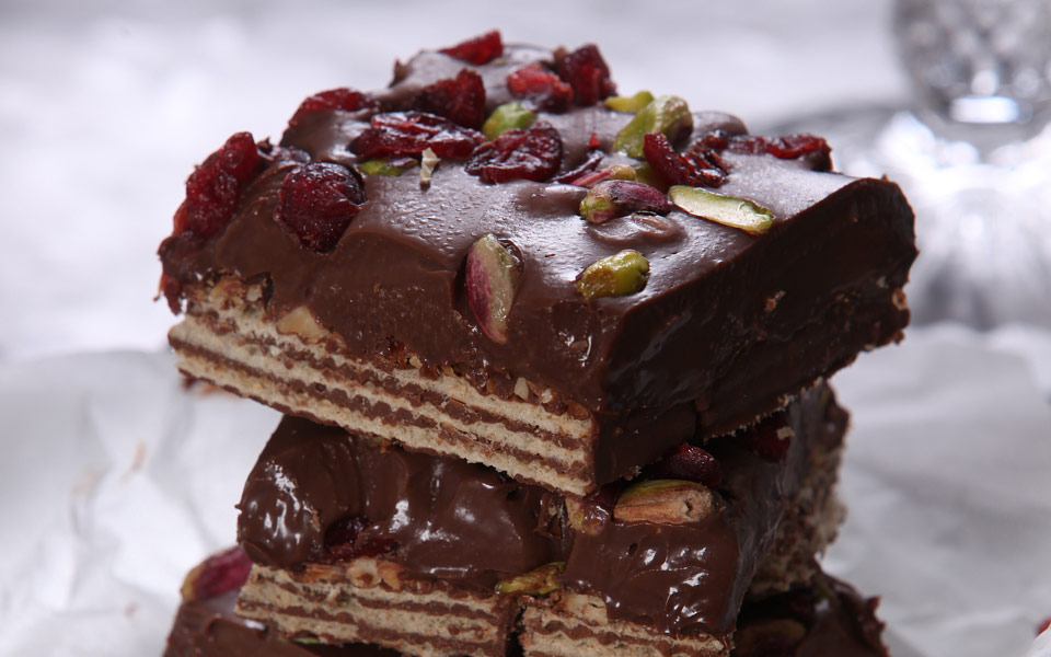 μπάρες-με-σοκοφρέτες-και-μπίτερ-σοκολ-2155312